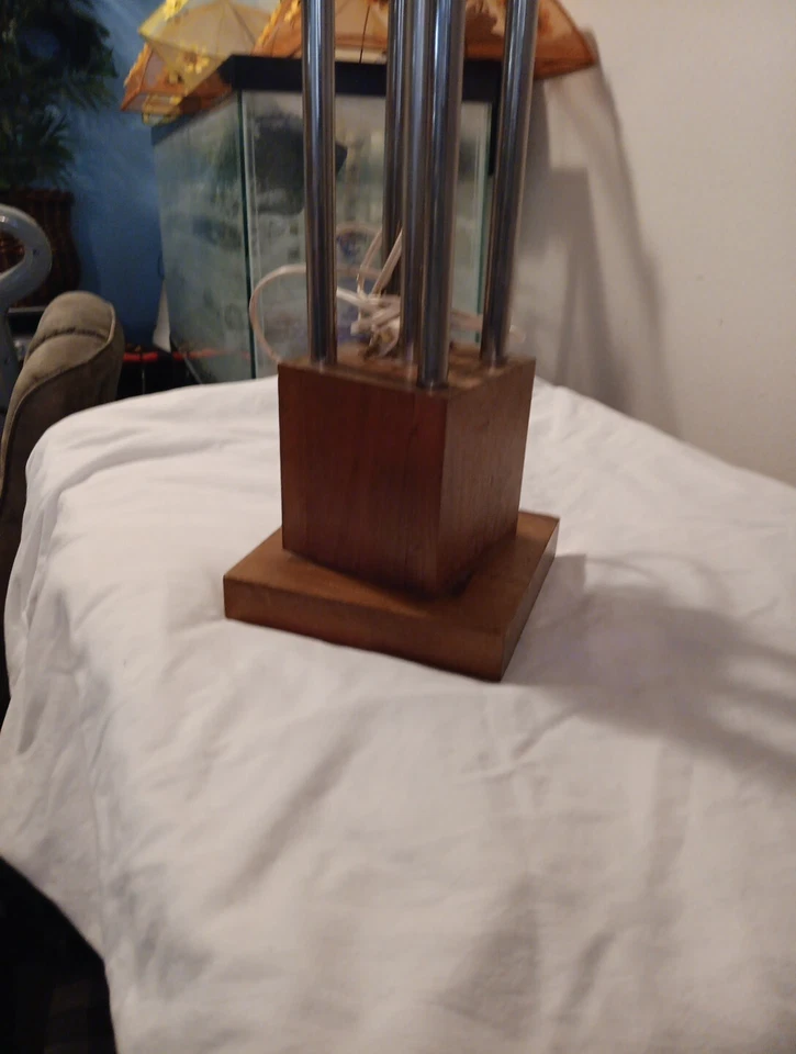 Lámpara de salón alta Foto 2 de 4