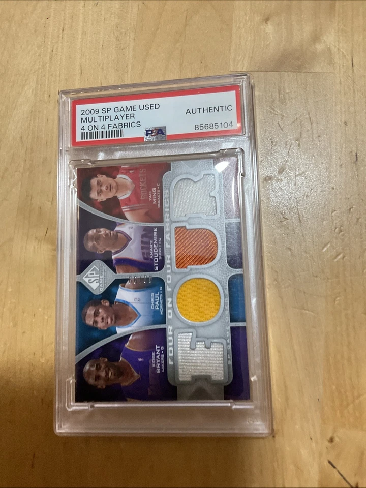 2009-10 SP JOGO USADO QUATRO EM QUATRO TECIDOS /99 Kobe/Paul/Ming/Dirk/Shaq/ PSA - Imagem 3 de 4