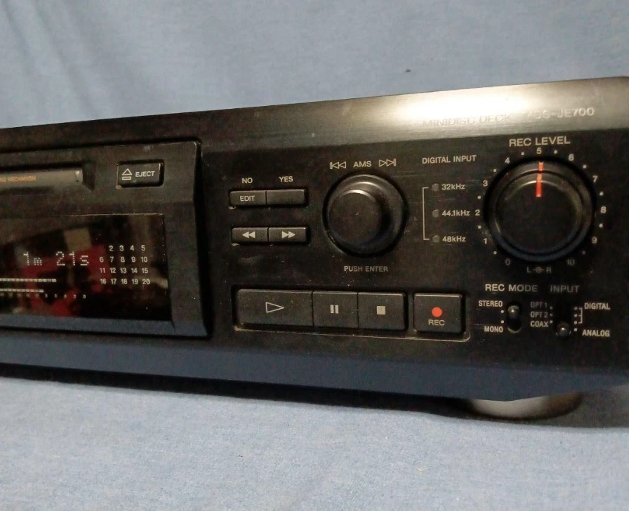 SONY MDS-JE700 MINIDISC DECK Wide Bit Stream Technology Black AC100V 50/60Hz 11W - Image 4 of 4
