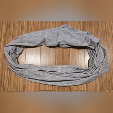 NWOT Lululemon Infinity Scarf