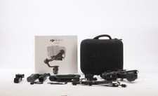 DJI RS 3 Pro Gimbal Stabilizer Combo