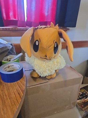 LARGE 18" Pokemon Eevee Toy Factory 2022 Character Plush (A224) - Picture 1 of 3