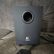 Logitech LS21 2.1 Wired Speaker System w/ Subwoofer Volume/Bass Control Black