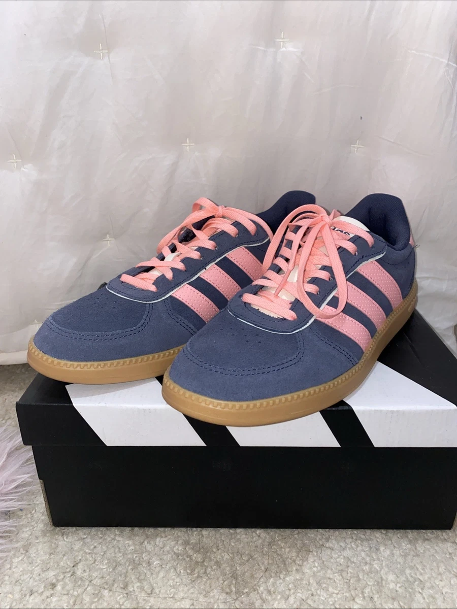 adidas gazelle silver green womens GZ80683_1200x1200.jpg?v=1652083127 main image 1
