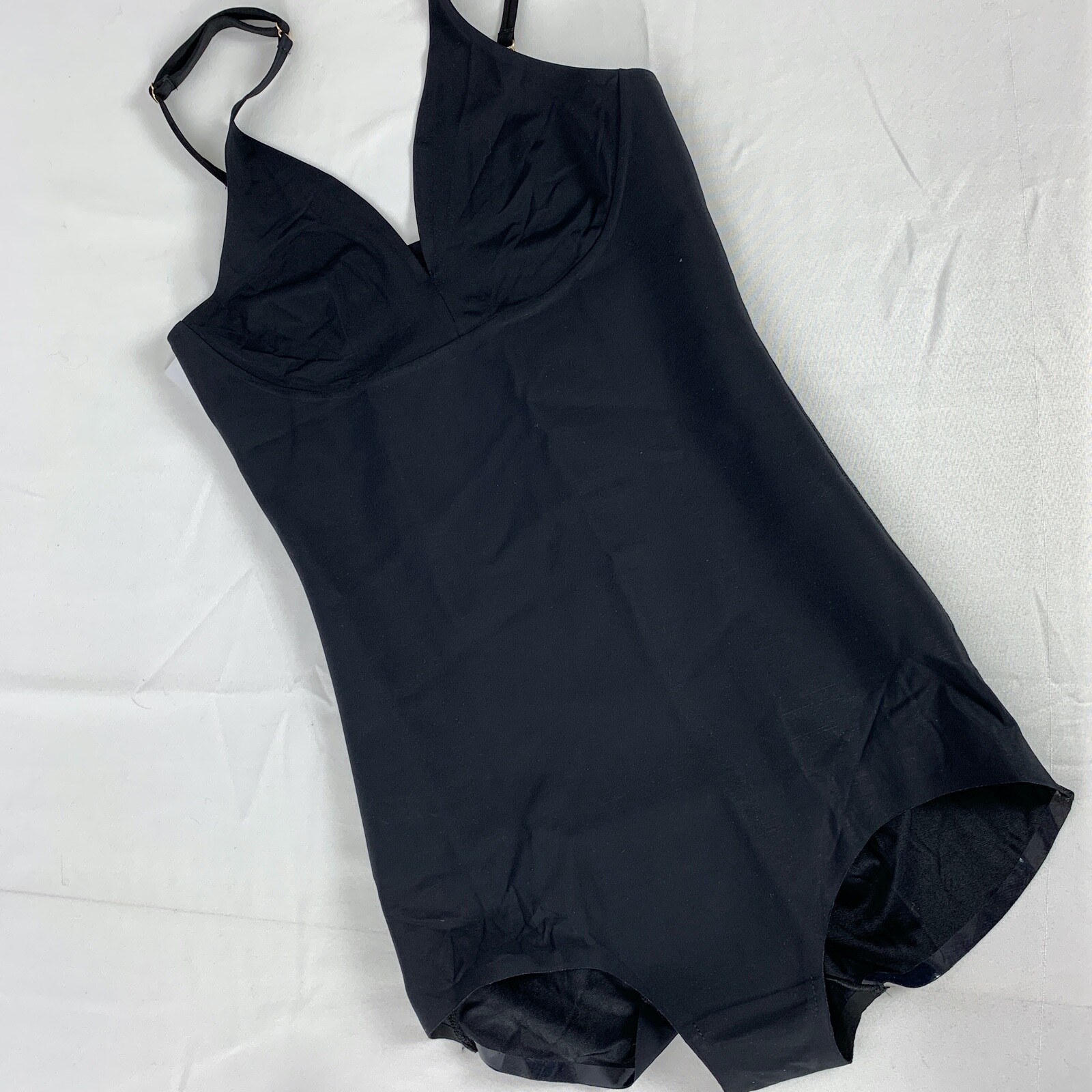 TrueShapers 1280 Seamless V-Neck Bodysuit Black Size M Invisible Shapewear-image
