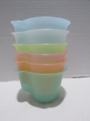 VTG SET OF 6  1950 S TUPPERWARE PASTEL CUPS MILLIONAIRE LINE MADE IN USA-TUPPER