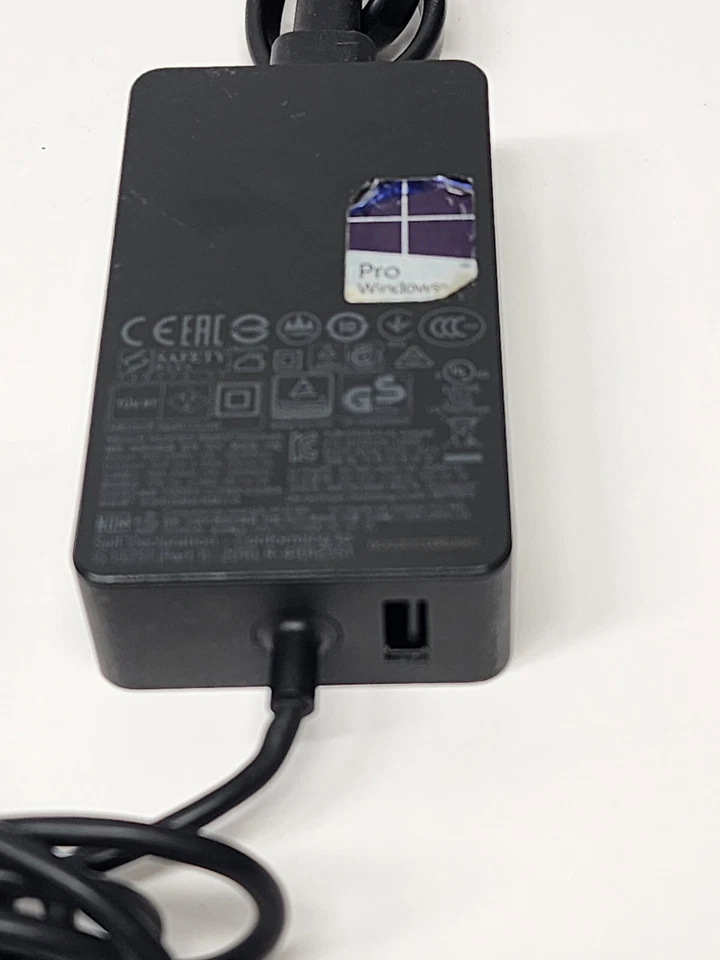 Original Microsoft AC Adapter 36W 12V 2.58A for Microsoft Surface Pro 3 / 4 1625 - Image 4 of 4