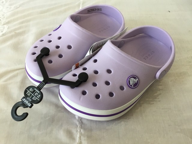 crocs relaxed fit clogs