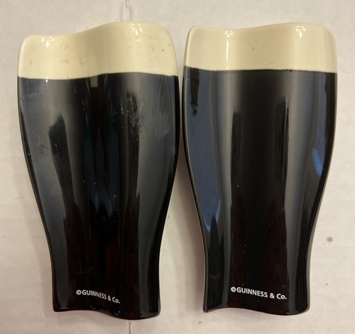 Ceramic Salt & Pepper Shakers Set 4' x 2.25' Guinness Beer - Picture 3 of 5