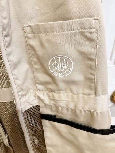 Beretta Fishing Vest Adult L Beige Mesh Pockets Zip Logo Outdoors - EUC - Picture 6 of 8