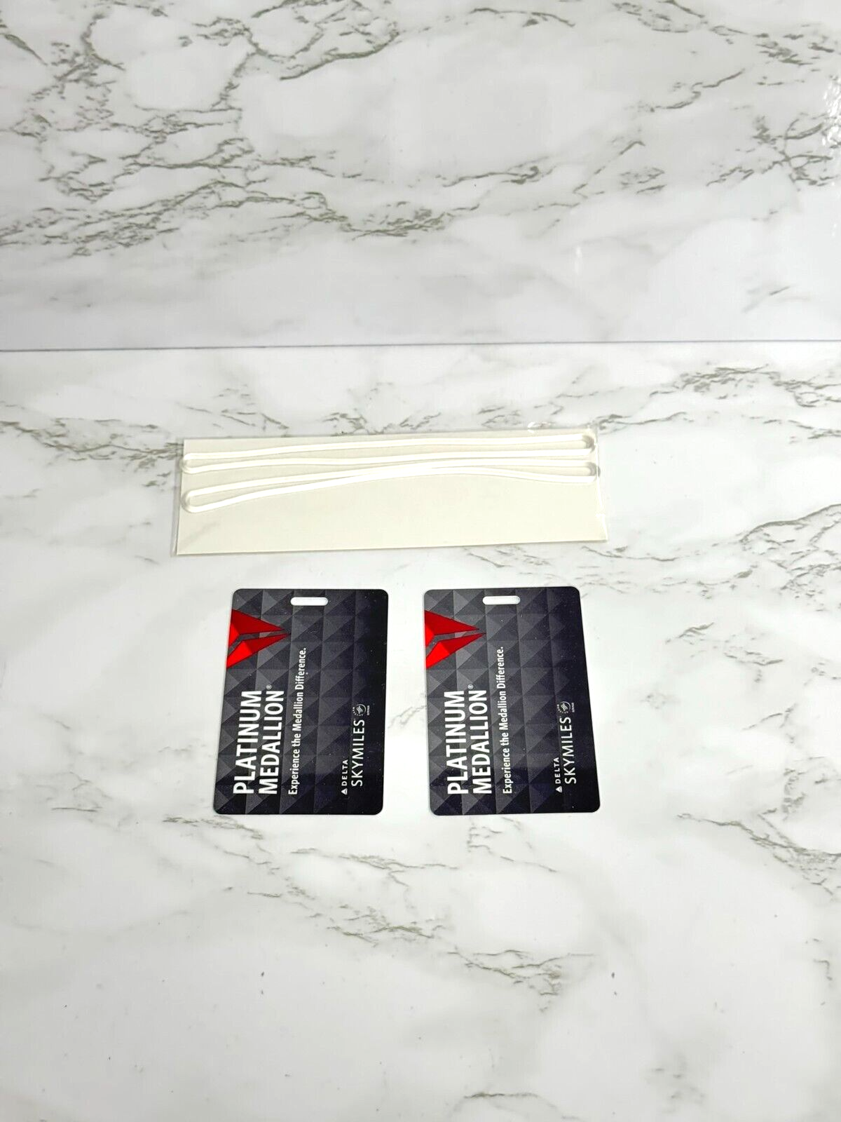 FREE SHIPPING! New Delta Skymiles Platinum Medallion Luggage Bag Tags