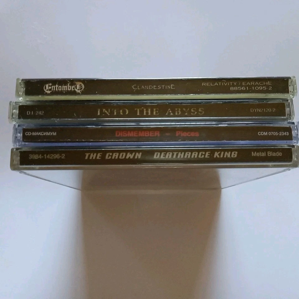 Death Metal 4 CD Lot Entombed Hypocrisy Dismember The Crown - Image 3 of 3
