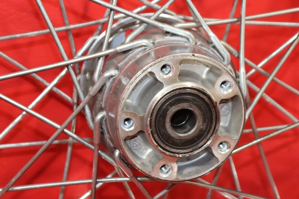 2000 HARLEY-DAVIDSON NIGHT TRAIN FXSTB FRONT WHEEL RIM 21" X 2.15 MINR BND VIDEO Foto 3 de 4