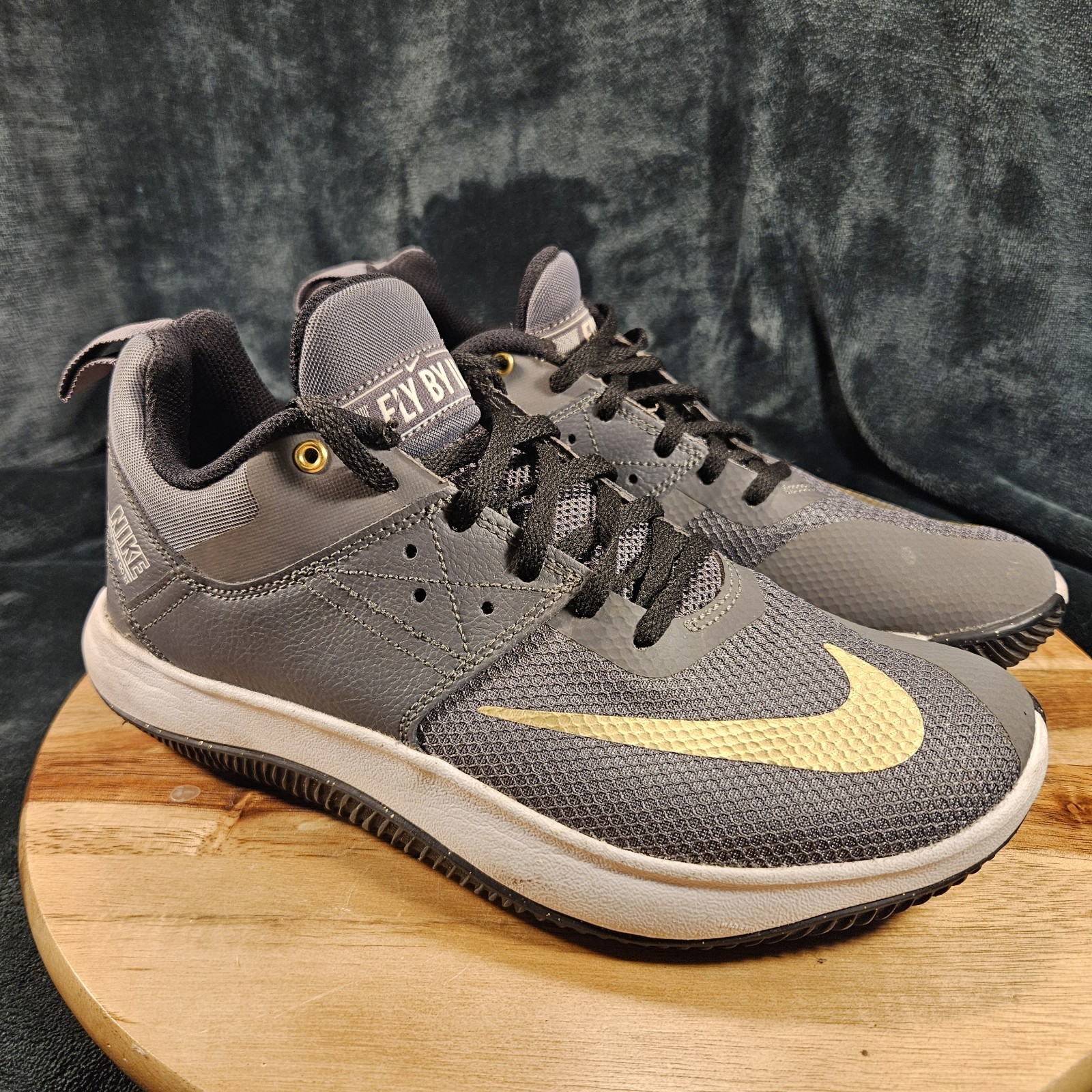Gray And Gold Swoosh Mens Size 7