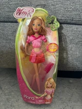 WINX Club Flora Everyday Collection Jakks 2012 11 Pieces NEW Rare