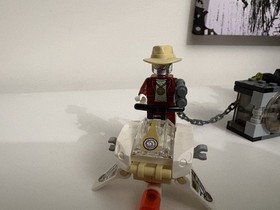 LEGO Ultra Agents: Invizable Gold Getaway (70167)
