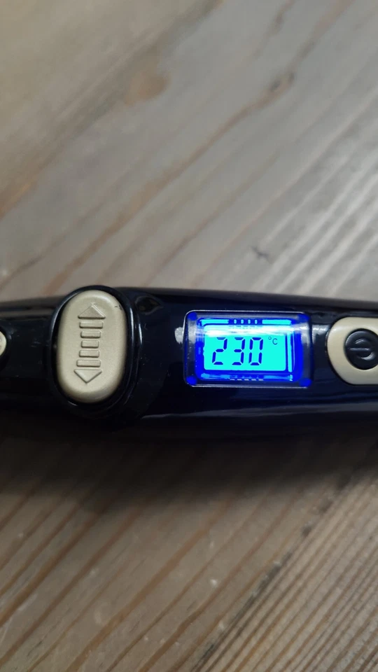 ISO Professional Limited Edition Gold Collection 360*Spinnning Wand Curling Iron - Image 2 of 4