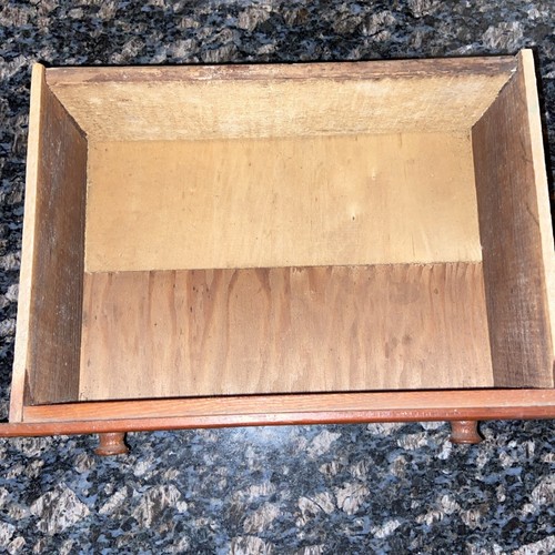 19th Century Salesman Sample Dresser With Mirror & Bureau - Picture 14 of 24