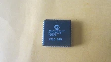 MICROCHIP PIC16C74B-20/L, 8-bit PLCC Microcontroller