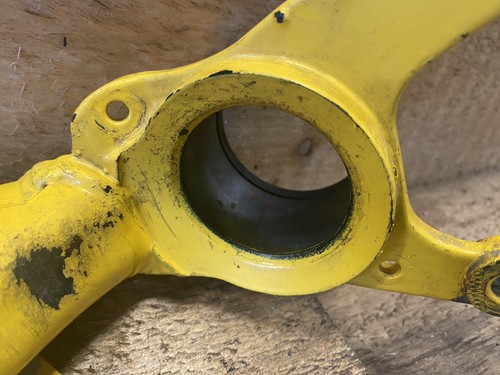 Can-Am Used OEM Right Rear Swingarm 706001599 2012-2015 Renegade XXC Gen 2 YLW - Picture 4 of 8