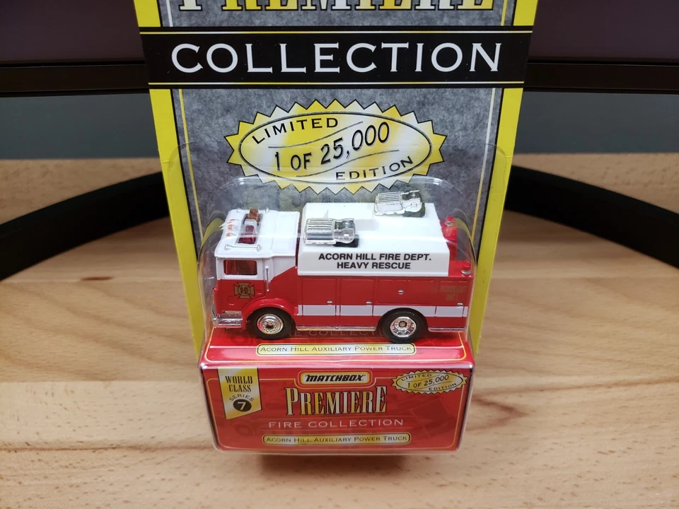 Matchbox Premiere Acorn Hill Auxiliary Power Truck Limited Edition - Image 4 of 4