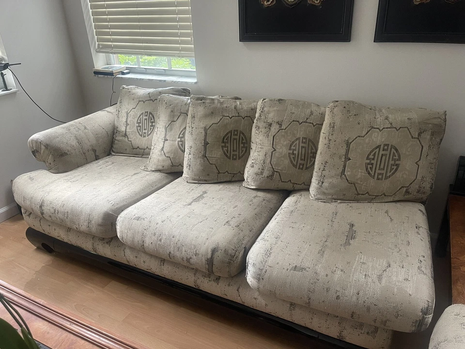 Oriental living room furniture set sectional used 2 Sofas, 2 Tables and Frames - Image 3 of 4