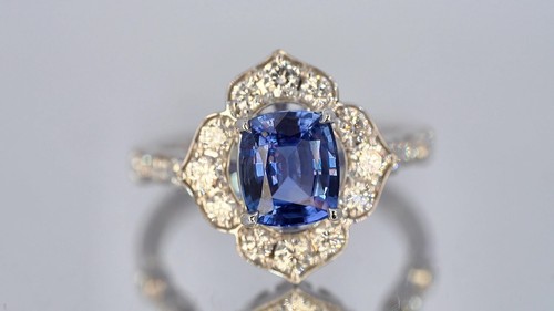 18k White Gold 1.51ct Ceylon Blue Sapphire and Diamond Ring GIA - 第 1 支影片,共 1 支