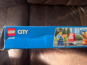 LEGO CITY 60132 Service Station. Open Damaged Box. Sealed Bags. Complete.