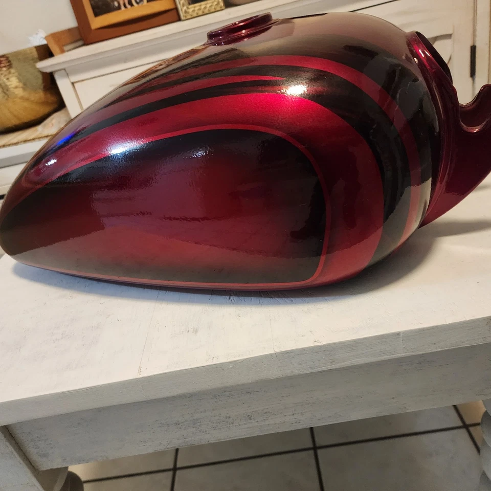 Tanque de gasolina Harley Davidson. Foto 3 de 4