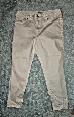 d. Jeans Size 14 White