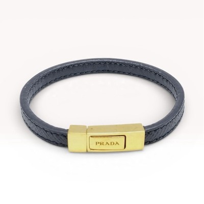 PRADA ブラック ブレスレット Prada Black Leather Bracelet with Gold Clasp • Unisex Designer