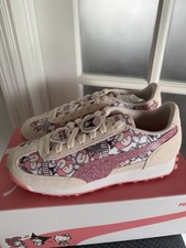 *NEW* Hello Kitty and Friends x PUMA Easy Rid...