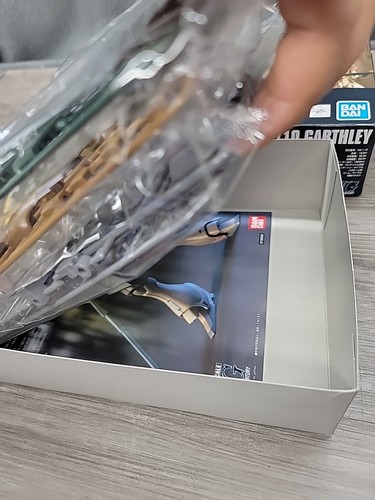 Bandai Hobby #58 RX-110 Gabthley HGUC Action Figure - Picture 7 of 7