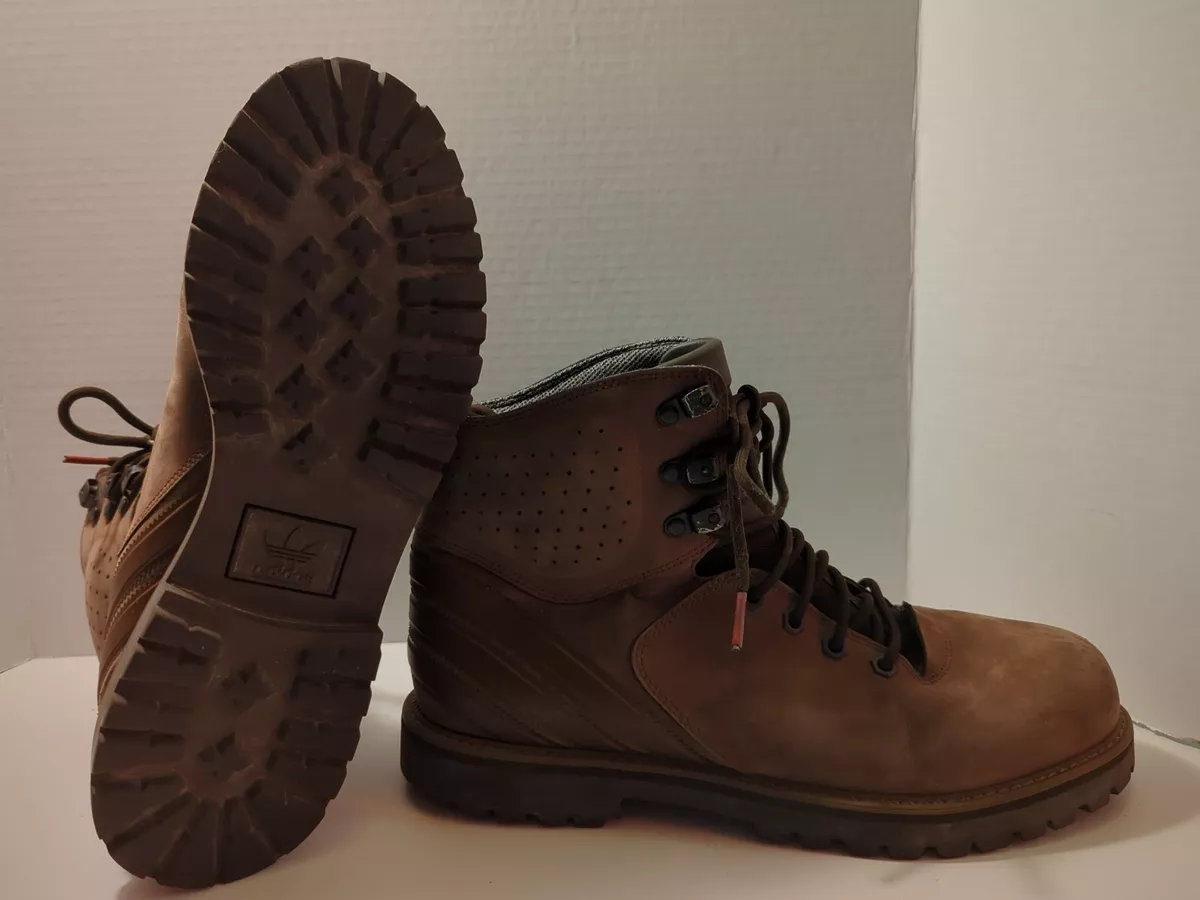 Adidas Fort Elmwood Sample Hiking Boots US Mens Size 9 Brown