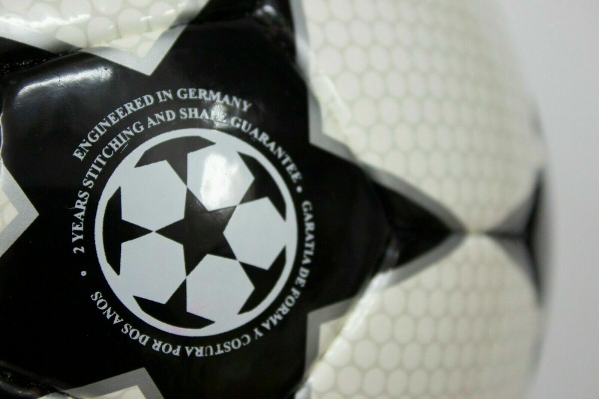 Adidas Finale 2 | Official Match Ball | UEFA Champions Adidas Finale 2 | Official Match Ball | UEFA Champions