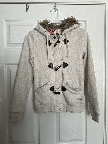 Vintage Y2K Roxy Cream Jacket with Fur Hood Size Small Tags Included