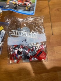 Lego Set 60107 Lego City: Fire Ladder Truck. complete w/ Manual