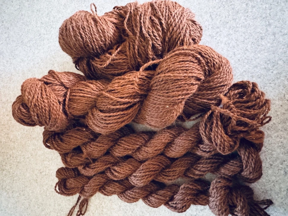 Lot - Hand Spun Wool Llama Yarn Worsted Natural Brown Aran Knit Crochet DIY - Image 2 of 3
