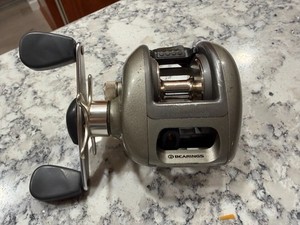 Moulinets De Pêche - Quantum / Moulinets De