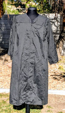 Classic Graduation Gown Matte Black Zipper Pleated Adult Unisex Small Robe EUC