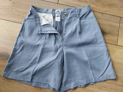 Adidas Shorts Damen kurze Hose  Gr. EU 38 Hellblau gestreift - Bild 1 von 3