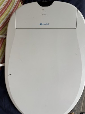 Brondell S1000-EW Swash 1000 Advanced Elongated Toilet Seat White