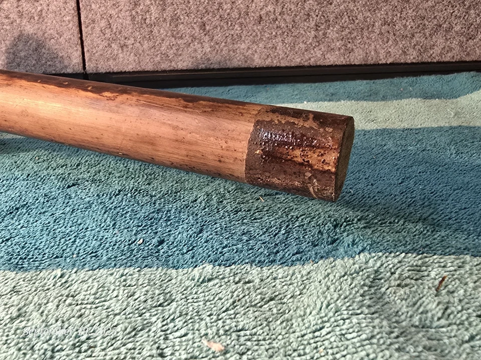 Preciosa rueda de oración budista antigua con pergamino Foto 4 de 4