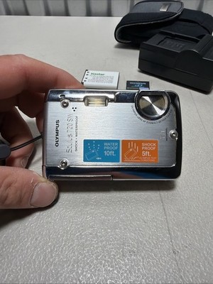 Olympus Stylus 720 SW Camera 7.1MP 3x Zoom Waterproof - Works