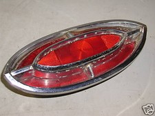 OLDSMOBILE STARFIRE 88 98 OEM GUIDE 3 FEU ARRIÈRE 1962
