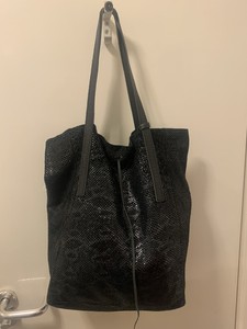 laura di maggio backpack