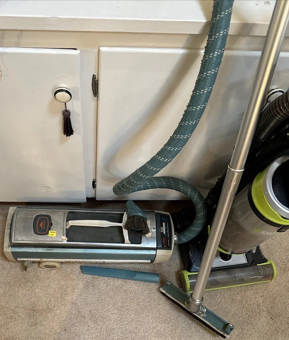 Electrolux Canister Vacuum Cleaner Model 1205 With Accessories Tested