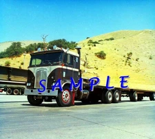 8X10 color semi-truck photo  -   KW COE DOUBLE FLAT TRAILERS - Grapevine
