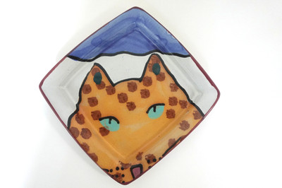 STEPHEN KILBORN SK Art Pottery Spotted Cat Face on a Square Plate Taos NM