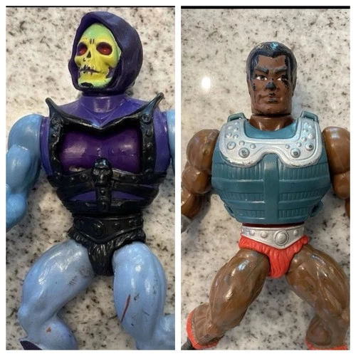 Mattel 1981 & 1983 Vintage MOTU Clamp Champ & Skeletor Action Figures